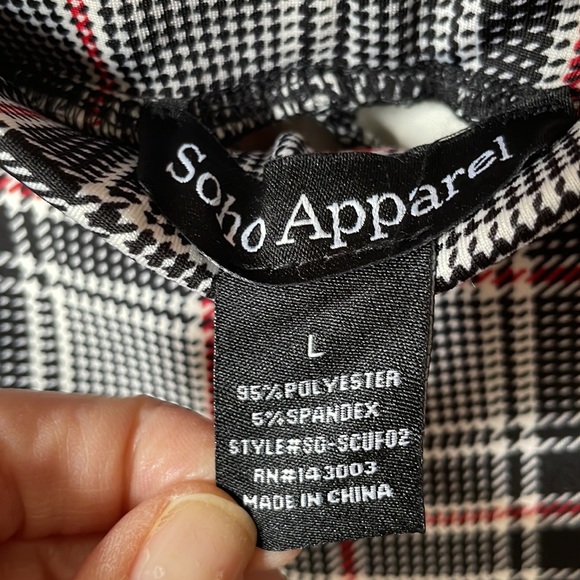 NWT Soho Apparel plaid stretchy bell bottom leggings - Picture 6 of 9